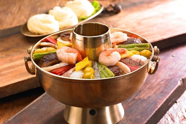 조선 궁중요리 신선로 / 사진=게티이미지뱅크 조선 궁중요리 신선로 / 사진=게티이미지뱅크