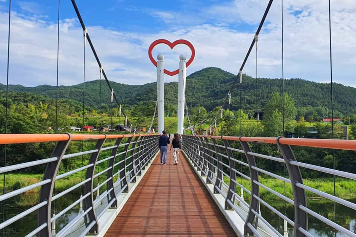위천수변테마파크 다리 위천수변테마파크 다리