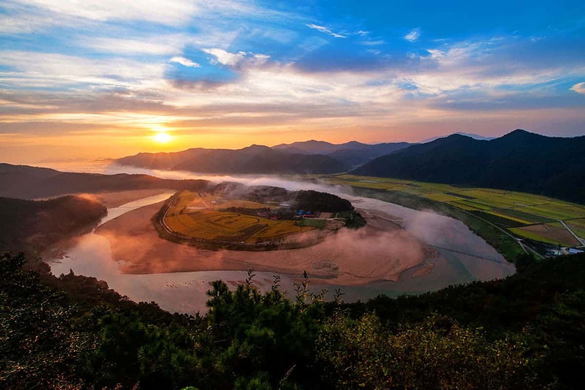 회룡포전망대 일출 풍경 회룡포전망대 일출 풍경