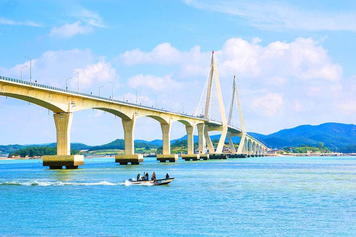 칠산대교 전경  