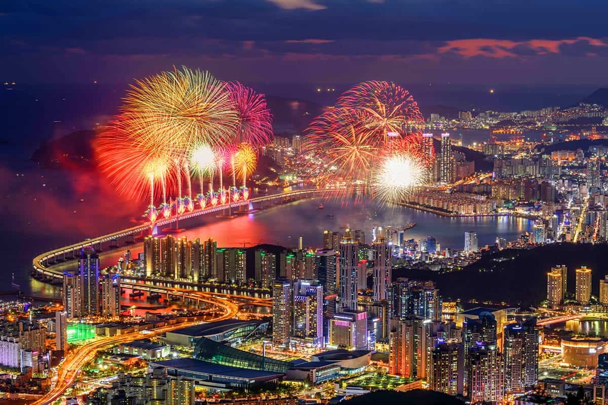 부산의 뜨거운 밤 부산의 뜨거운 밤