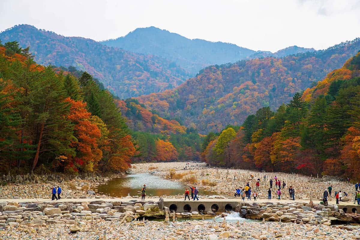 강원도 인제 백담사 가을 풍경