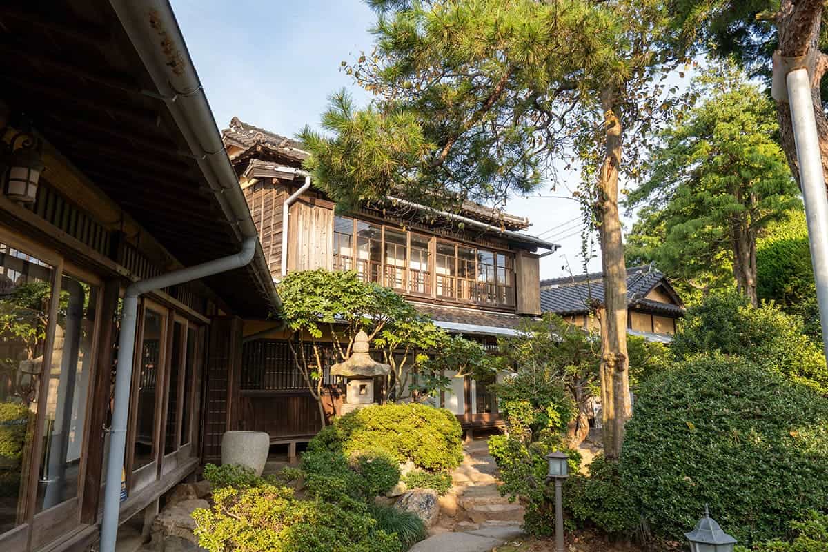 신흥동 일본식 가옥 전경 신흥동 일본식 가옥 전경