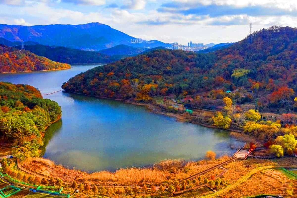회동수원지 가을 전경 / 사진=비짓부산