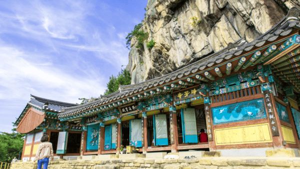 충북 제천 정방사 / 사진=한국저작권위원회 채지형 충북 제천 정방사 / 사진=한국저작권위원회 채지형