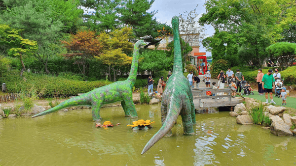 덕평공룡수목원 연못 / 사진=덕평공룡수목원 덕평공룡수목원 연못 / 사진=덕평공룡수목원