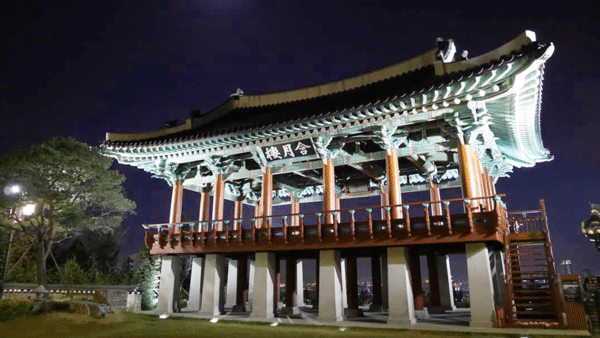 함월루 / 사진=온라인커뮤니티? 함월루 / 사진=온라인커뮤니티?