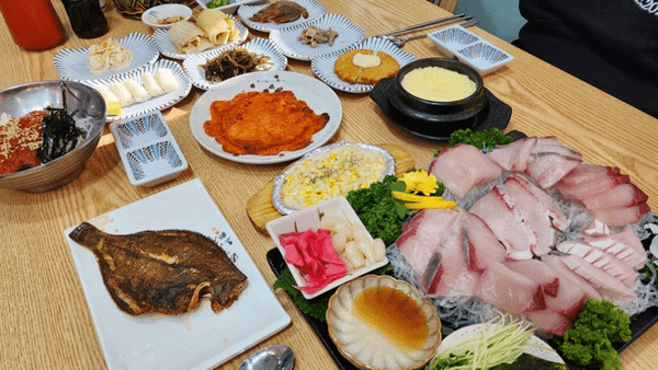 영도횟집 방어회 / 사진=온라인커뮤니티 영도횟집 방어회 / 사진=온라인커뮤니티