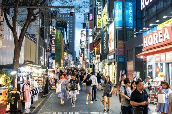 명동거리 / 게티이미지뱅크 명동거리 / 게티이미지뱅크