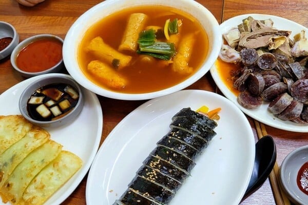 핀투대박양념오뎅 / 온라인커뮤니티?