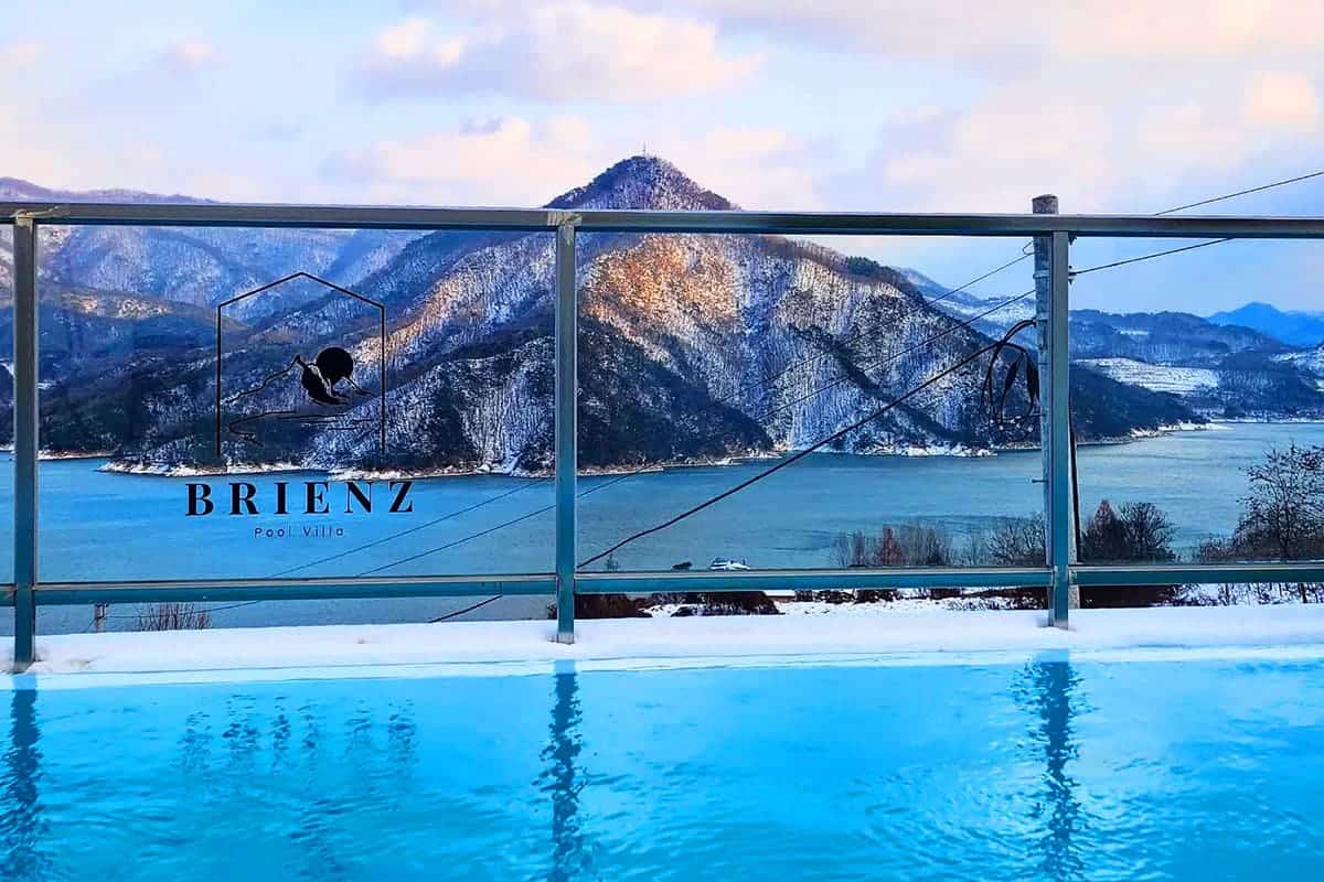 설산뷰 인피니티풀 설산뷰 인피니티풀