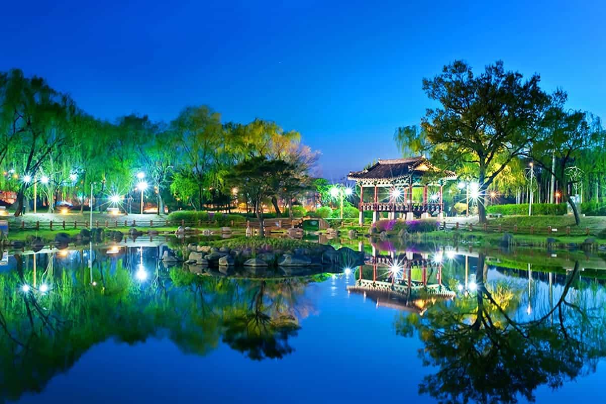 천안삼거리공원 야경