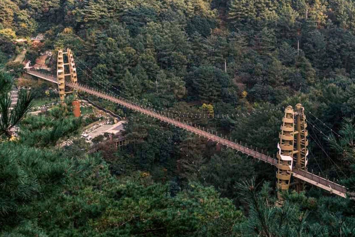 명상구름다리 전경 명상구름다리 전경
