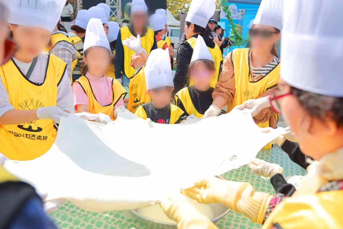 임실N치즈축제 치즈늘리기 임실N치즈축제 치즈늘리기