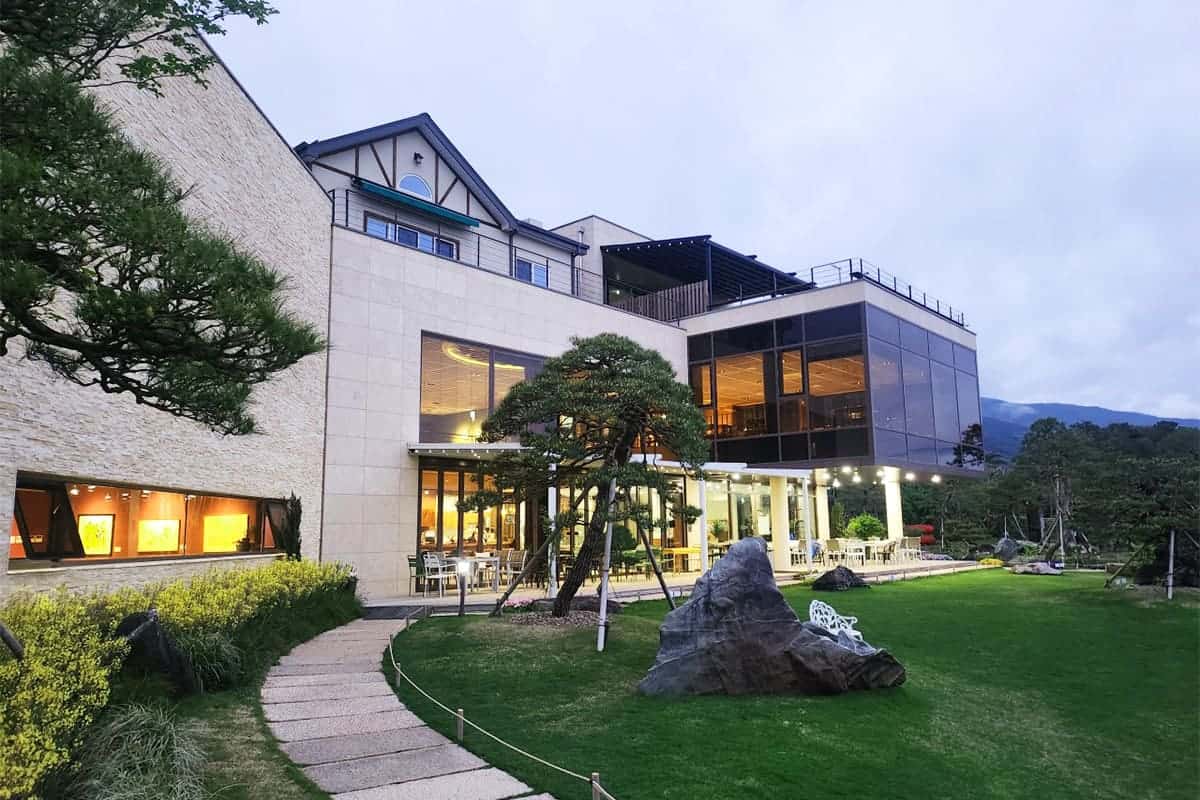 구례 반야원 플라타너스 외관