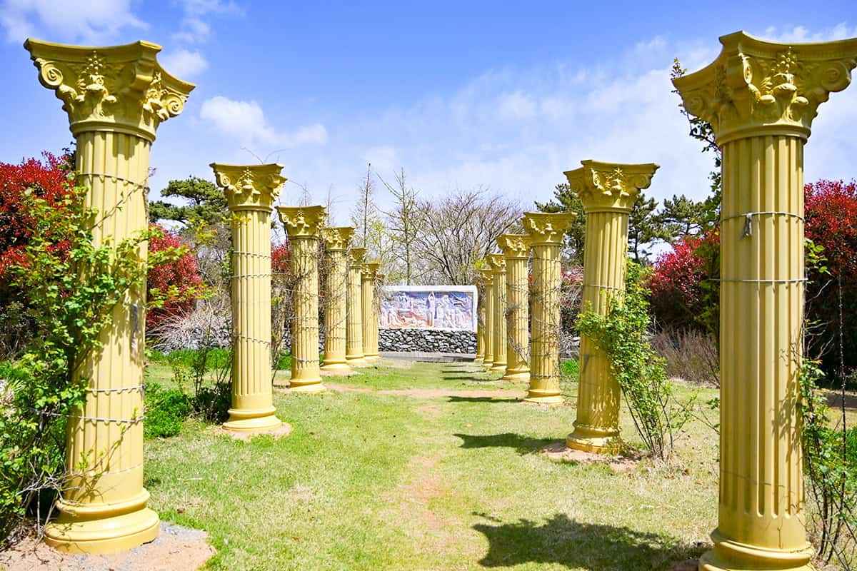 태안 청산수목원 홍가시나무 전경
