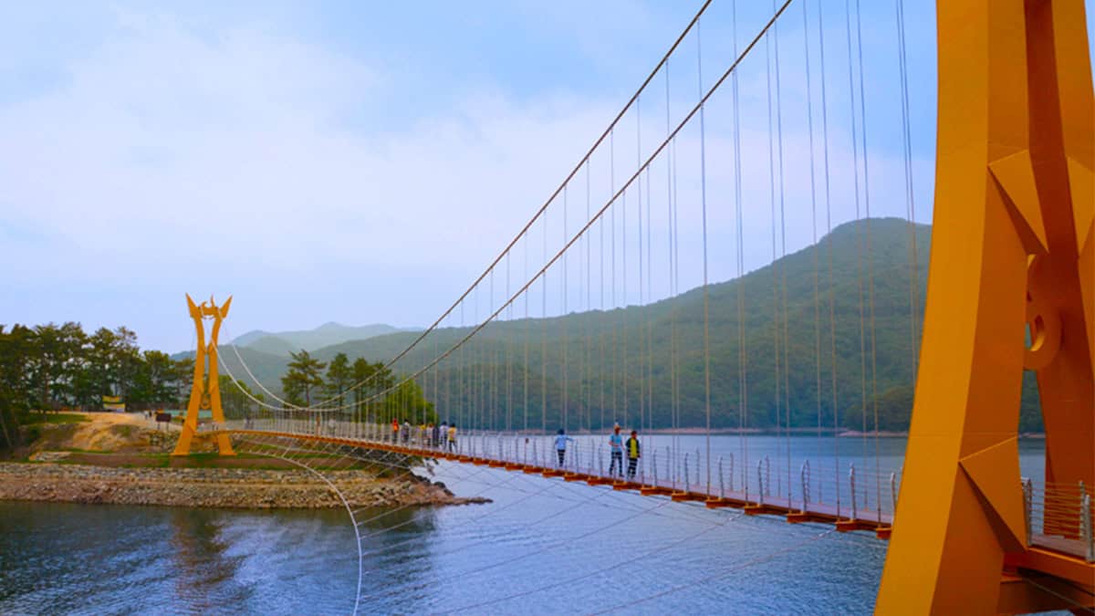 장성호 출렁다리