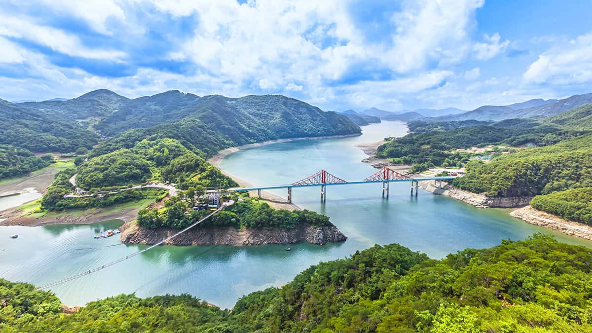제천 옥순봉 전경