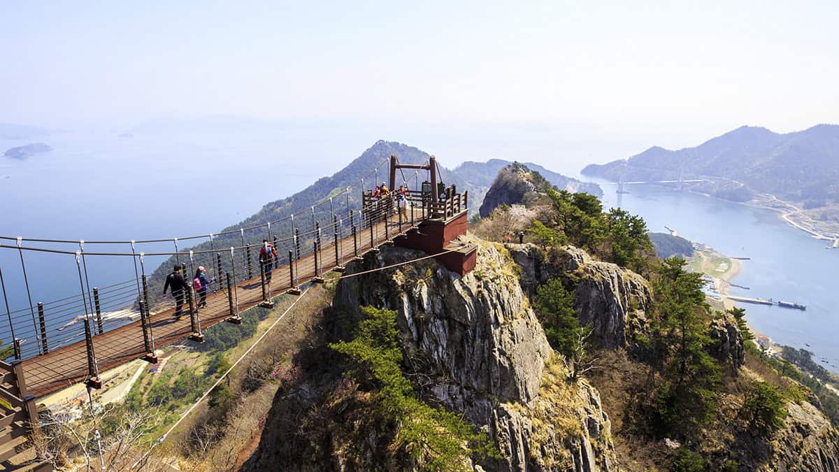 사량도 지리망산 출렁다리