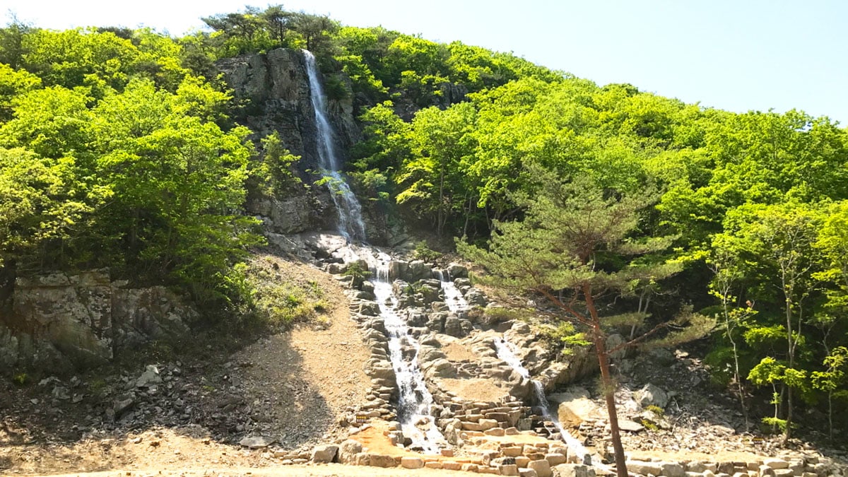선운산 도솔폭포 인공폭포