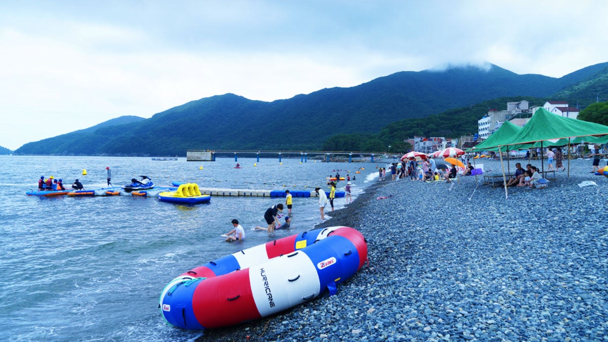학동 흑진주 몽돌해수욕장 풍경 학동 흑진주 몽돌해수욕장 풍경