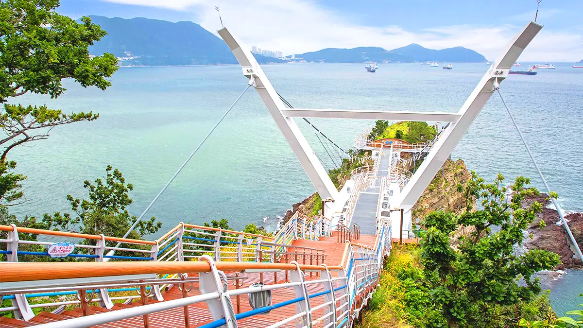 송도용궁구름다리 위 모습 송도용궁구름다리 위 모습