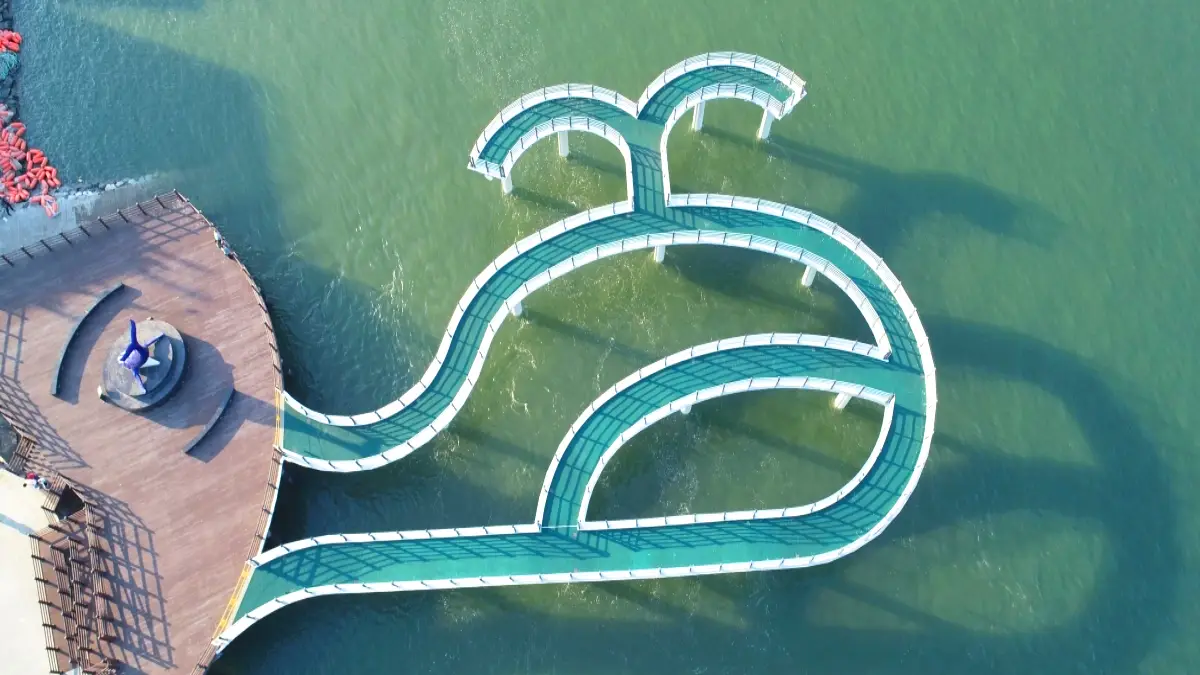 반딧불이 하늘고래 스카이워크