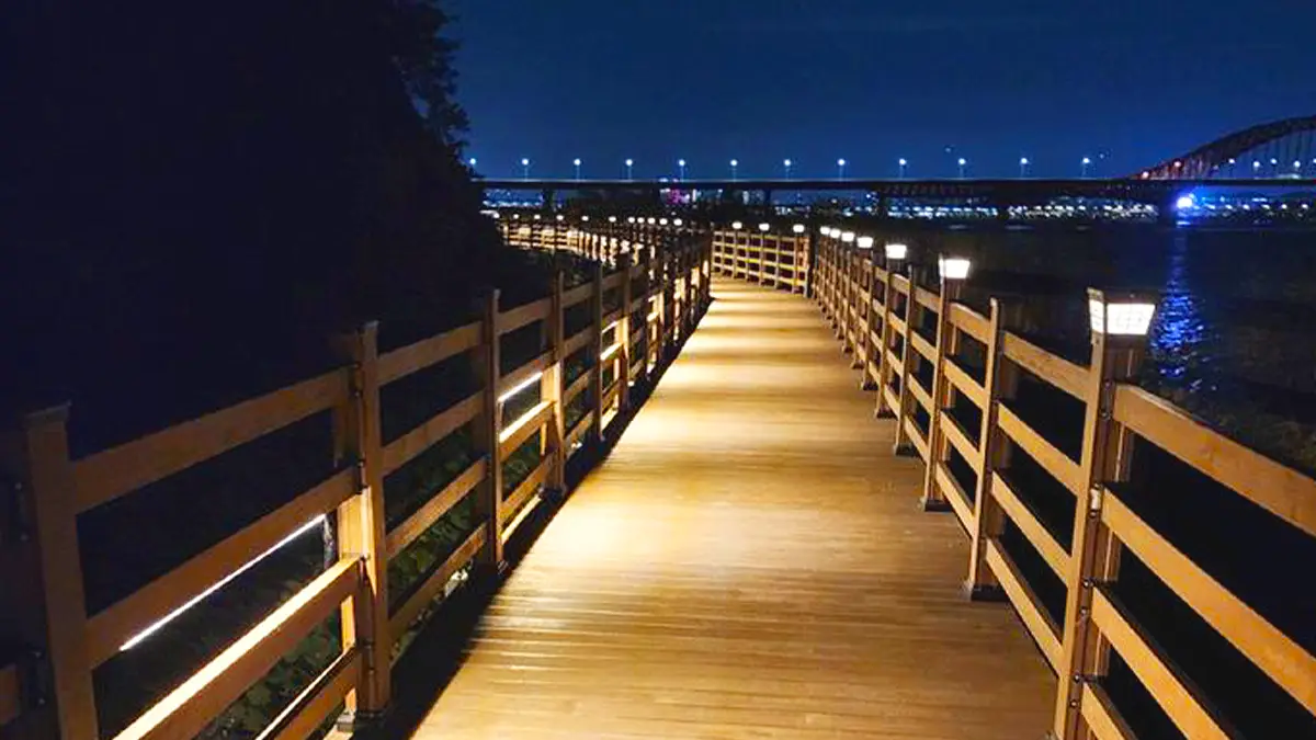 행주산성 수변누리길 야경 행주산성 수변누리길 야경