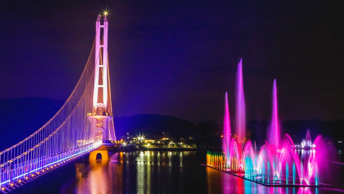 예당호 출렁다리 야경