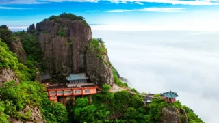 금오산 약사암 전경