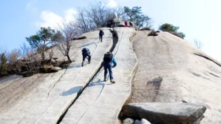 수락산 기차바위