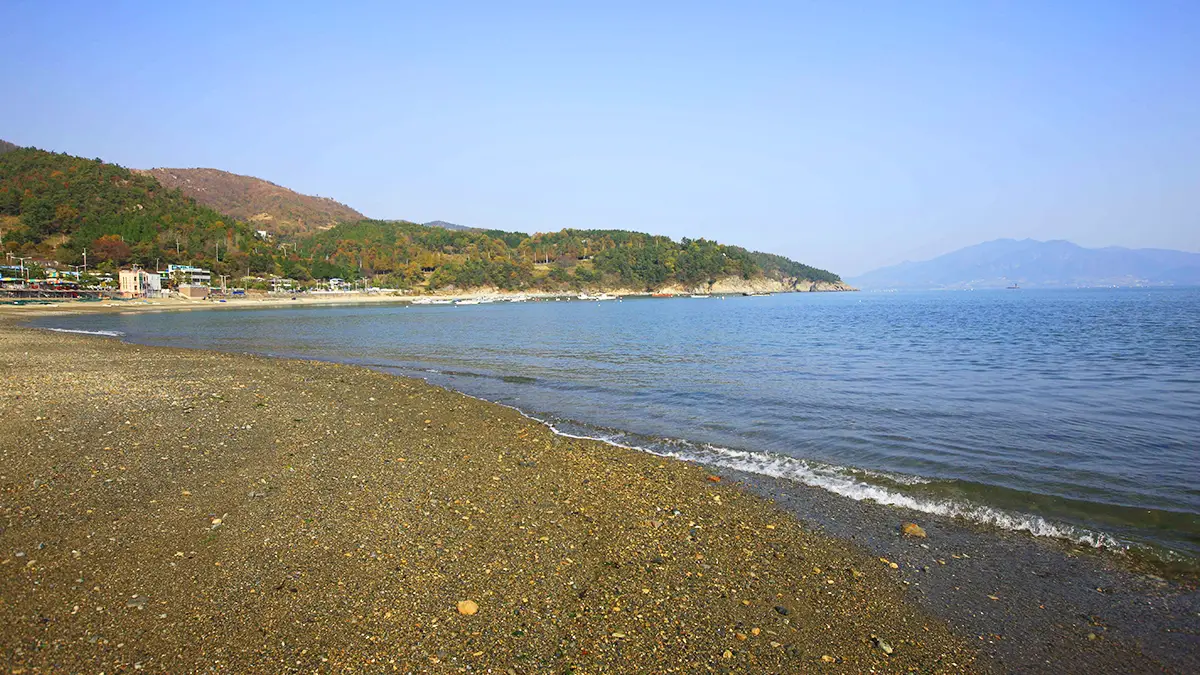 여수 만성리 검은모래해변